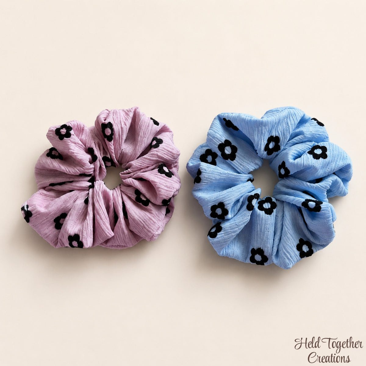 Daisy Charm Scrunchie